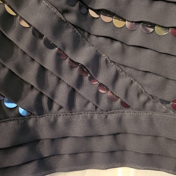 Ann Taylor Sequin top - Picture 4 of 6